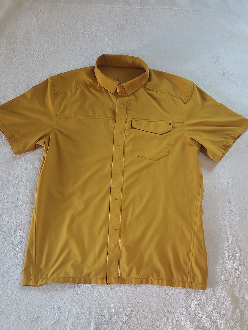 Arc'teryx Skyfire SS Shirt Mens Medium Gold Hiking Fishing Snap Front Outdoor